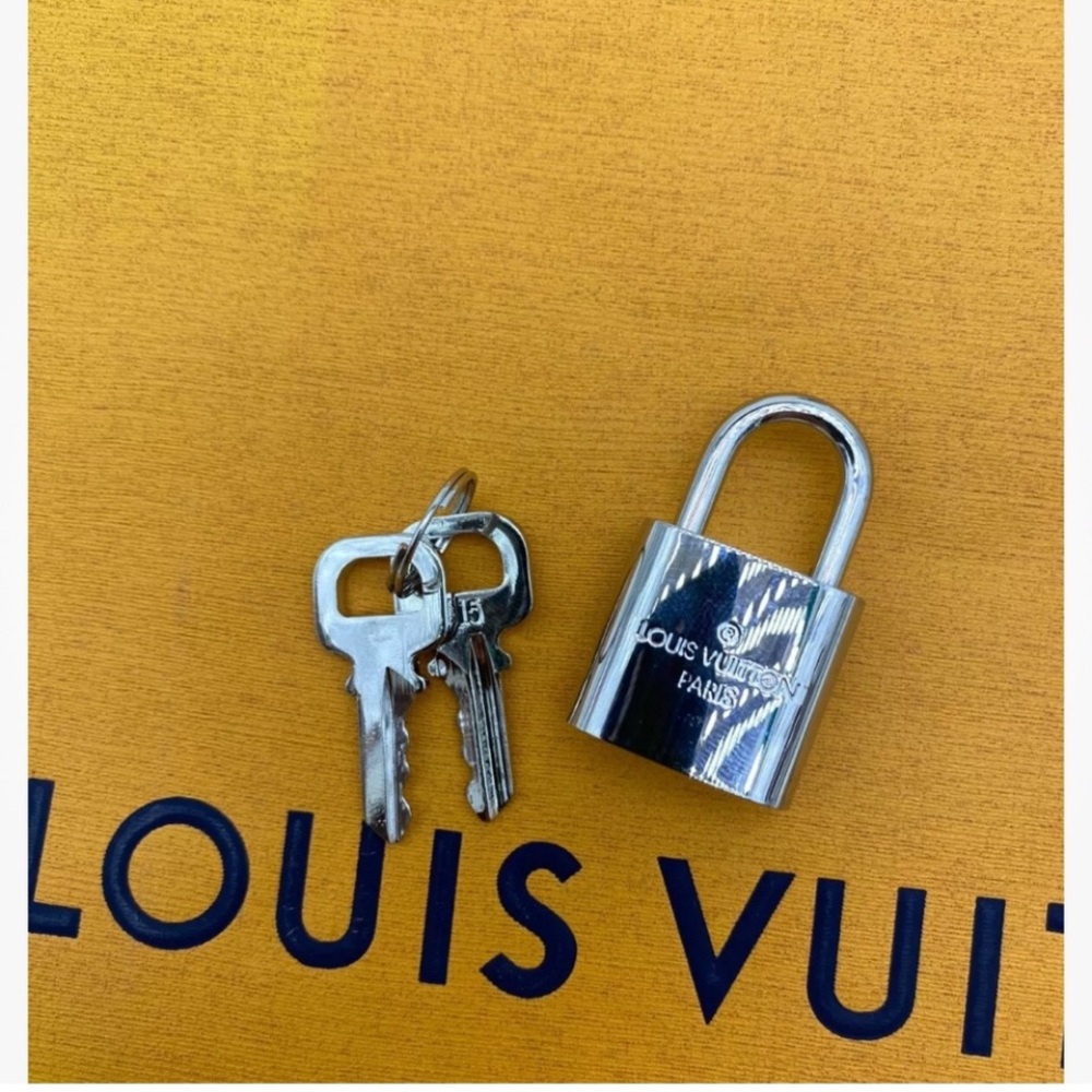 Louis Vuitton Silver Lock and Key (#315) and YOUR CHOICE OF CHAIN